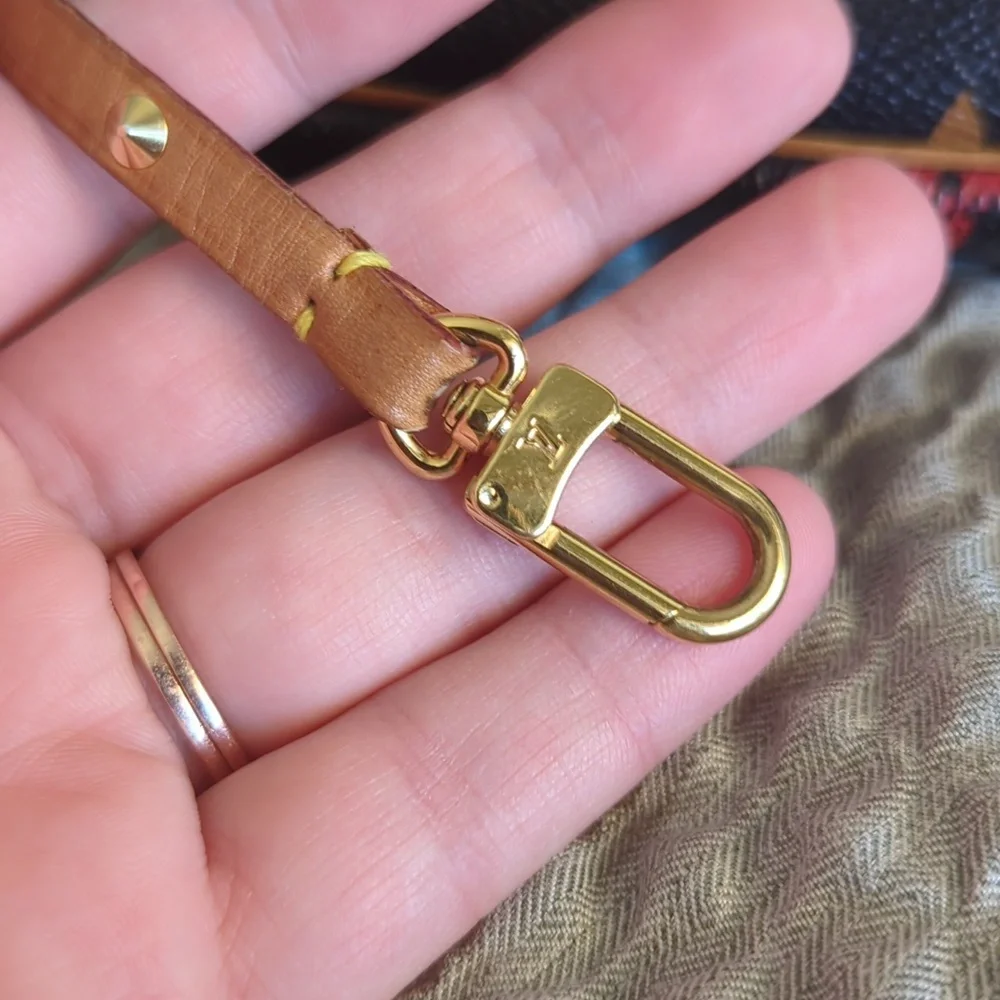 ⚡ FLASH SALE - Louis Vuitton Takashi Murakami Mulit Color Pochette - Picture 16 of 17